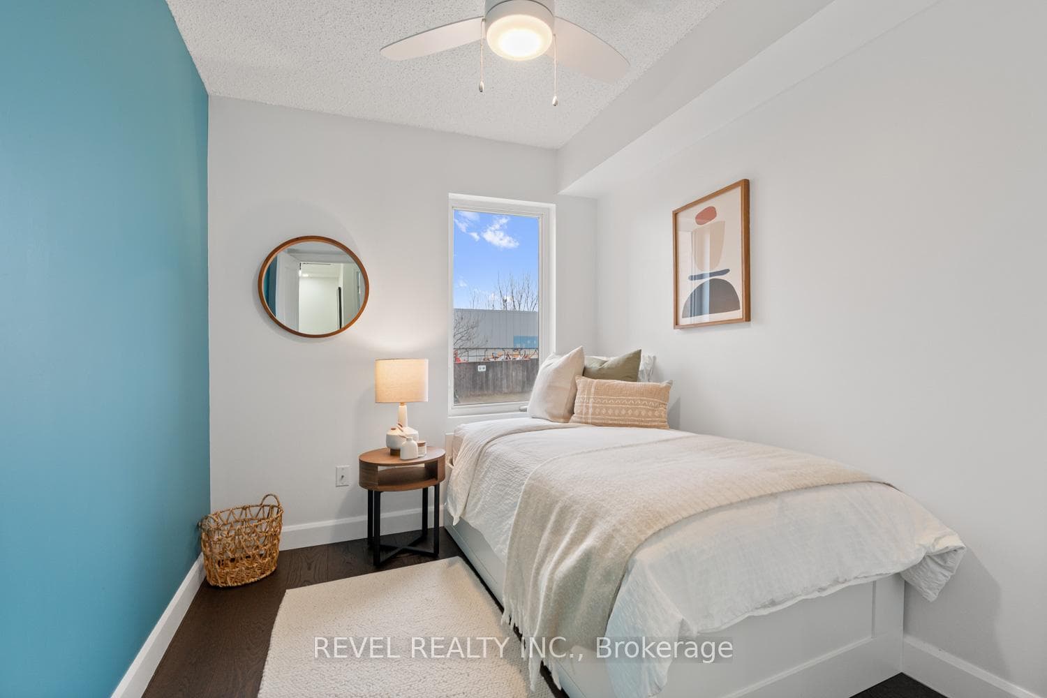 8 Foundry Avenue Unit 157 photo 18