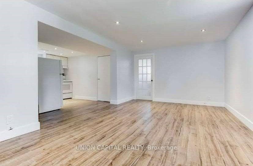 53 Gardentree Street Unit Bsmt photo 6
