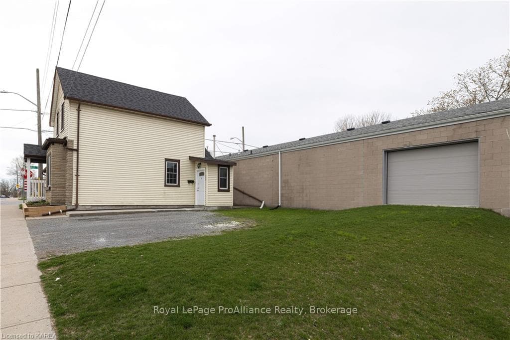 608 BAGOT Street photo 12