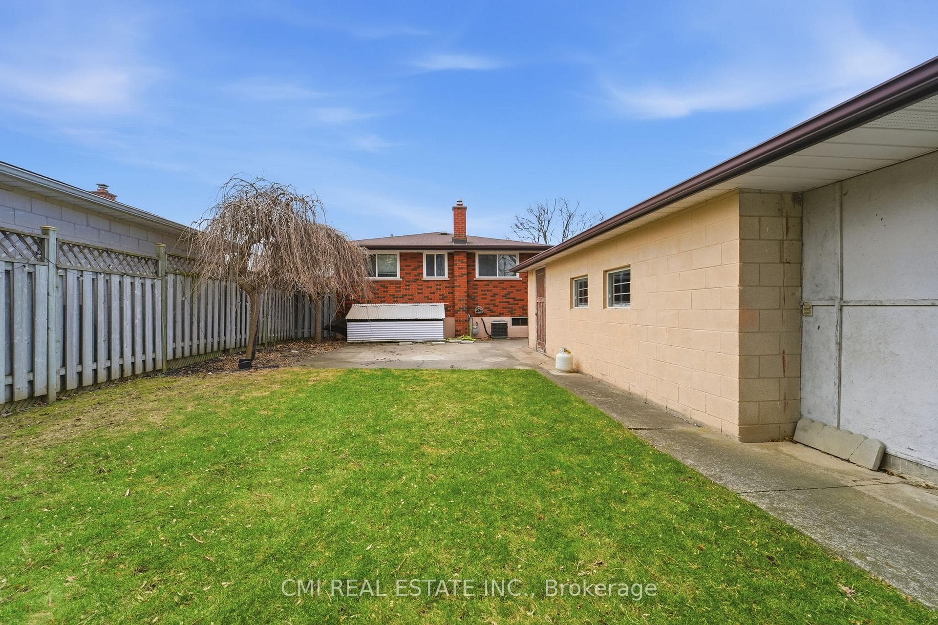 251 Fairridge Road photo 41