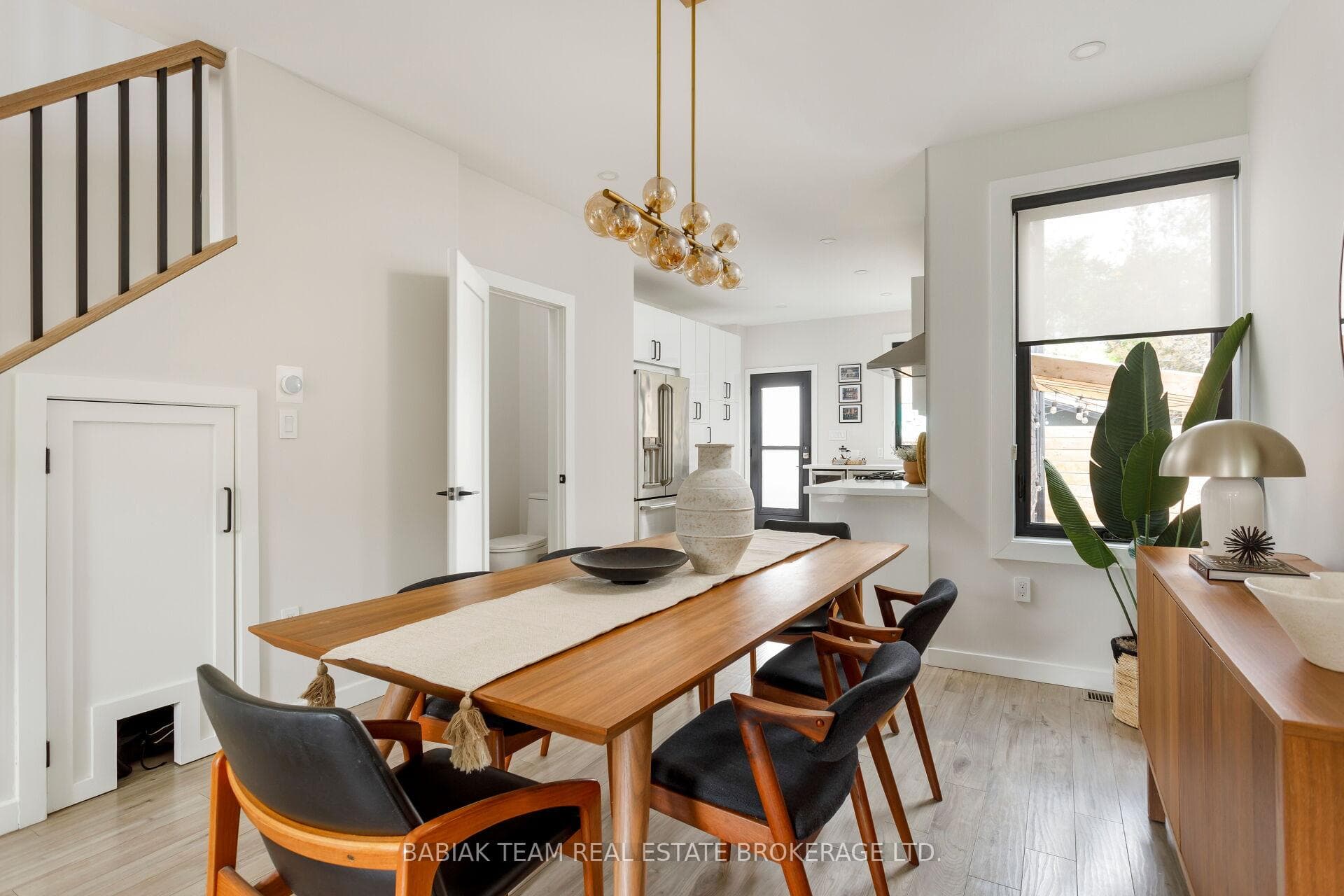 497 Keele Street photo 12