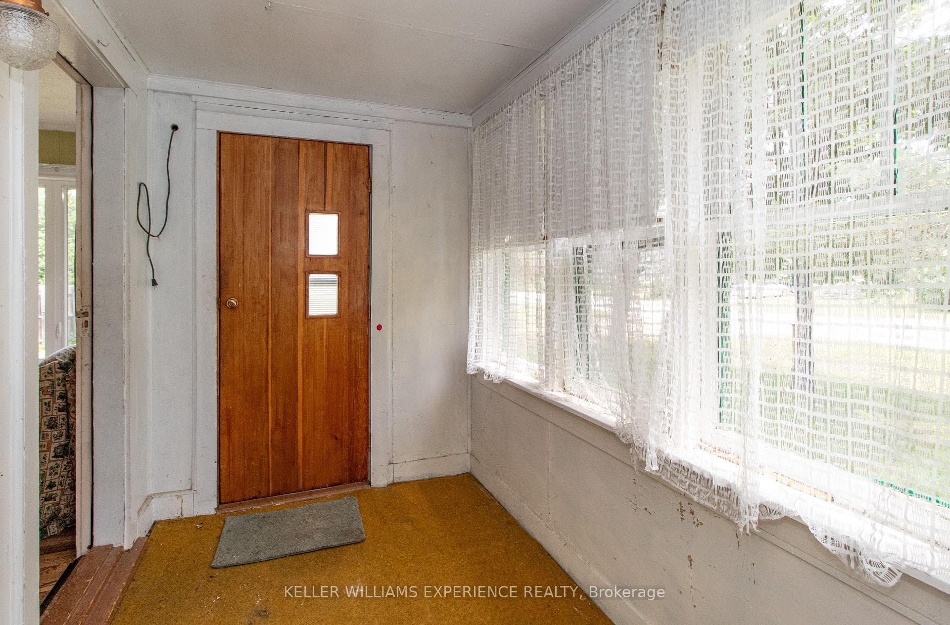152 Ottawa Avenue photo 17