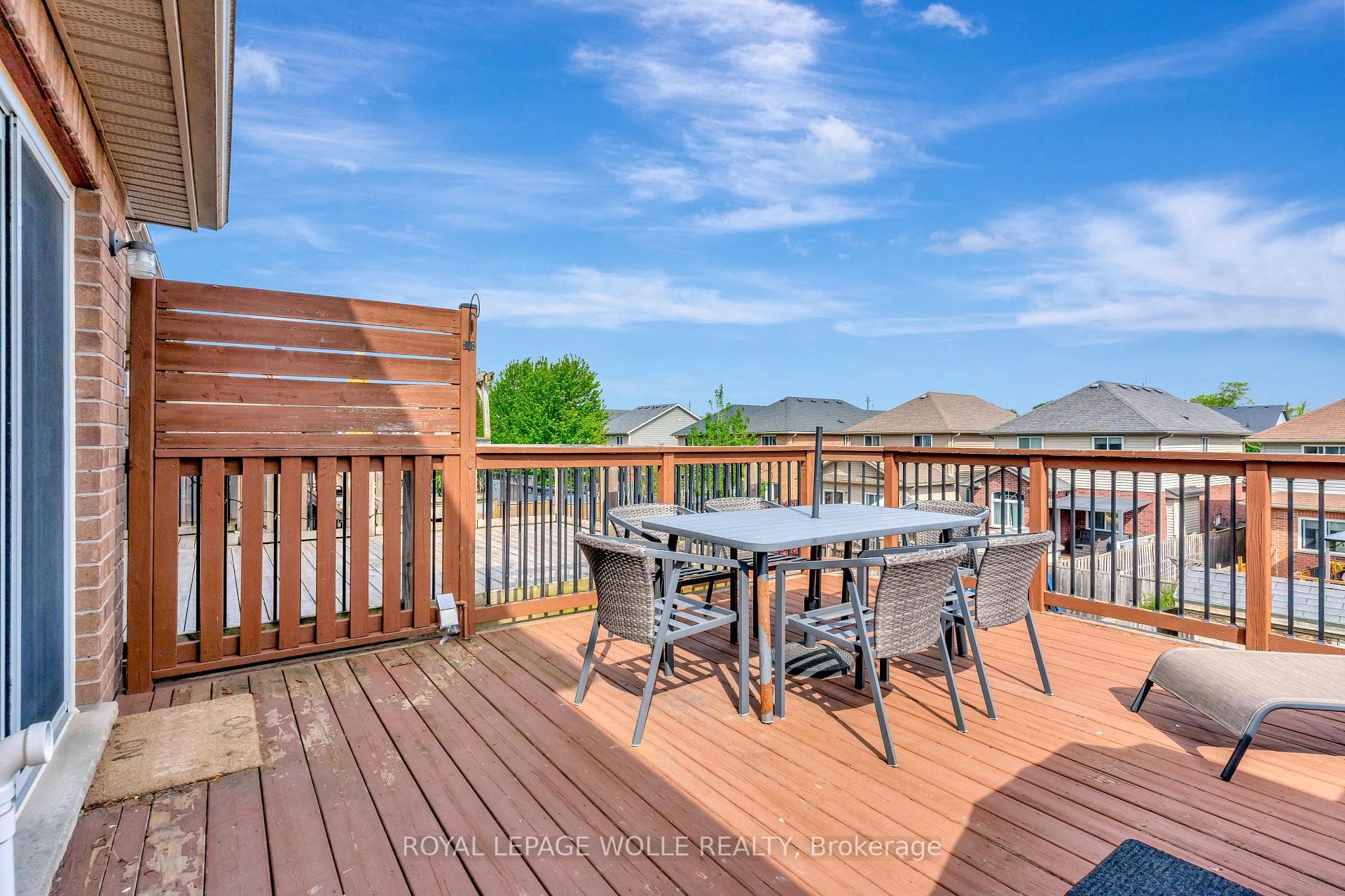 935 Zeller Crescent photo 36