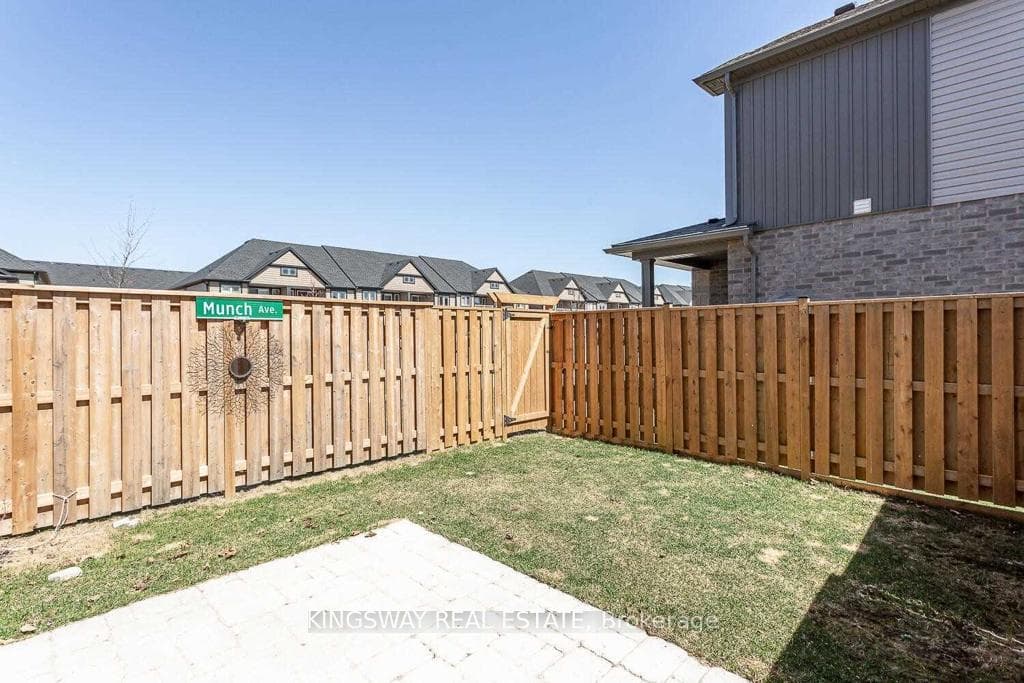 3 Nieson Street photo 13