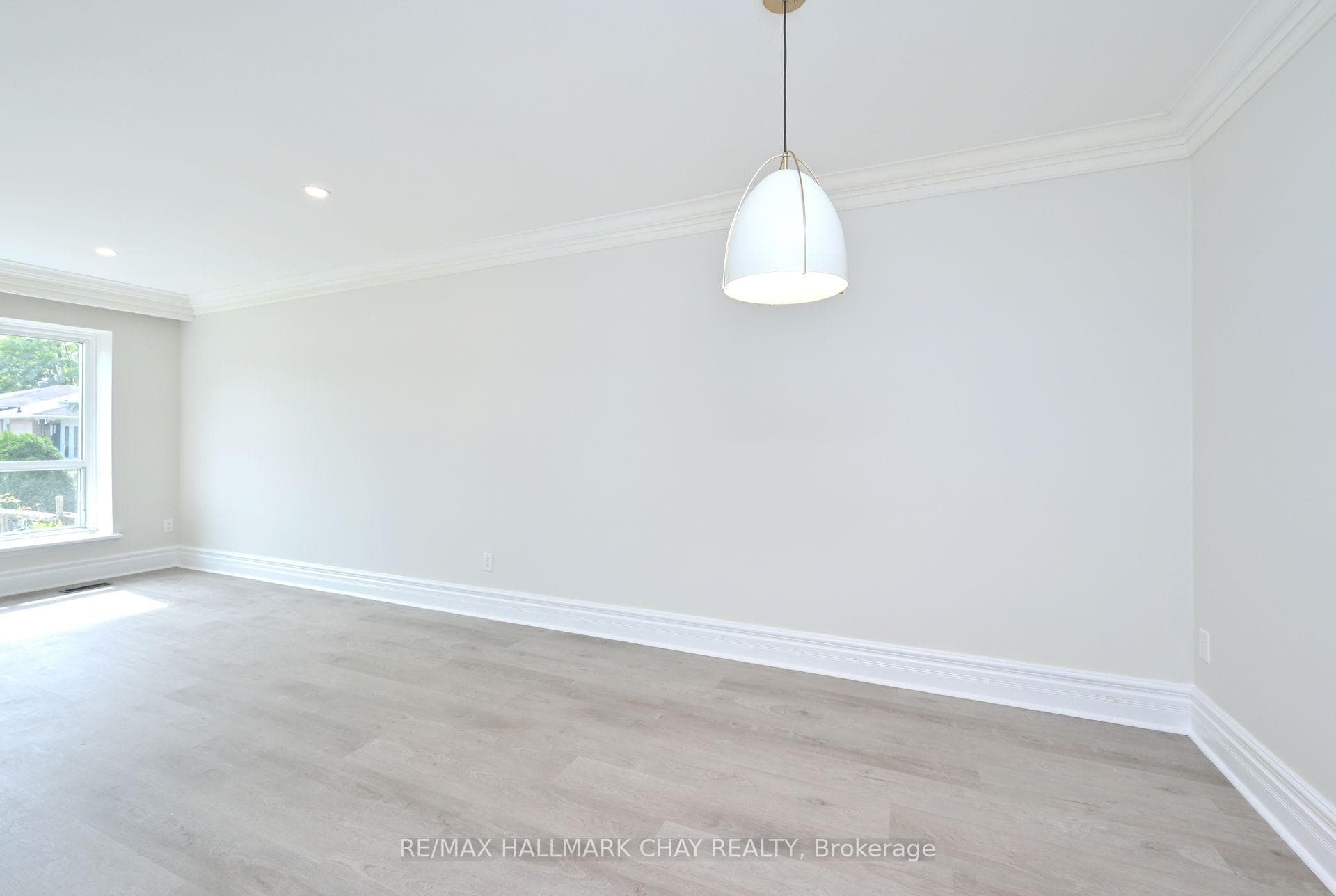 170 Beattie Avenue photo 8