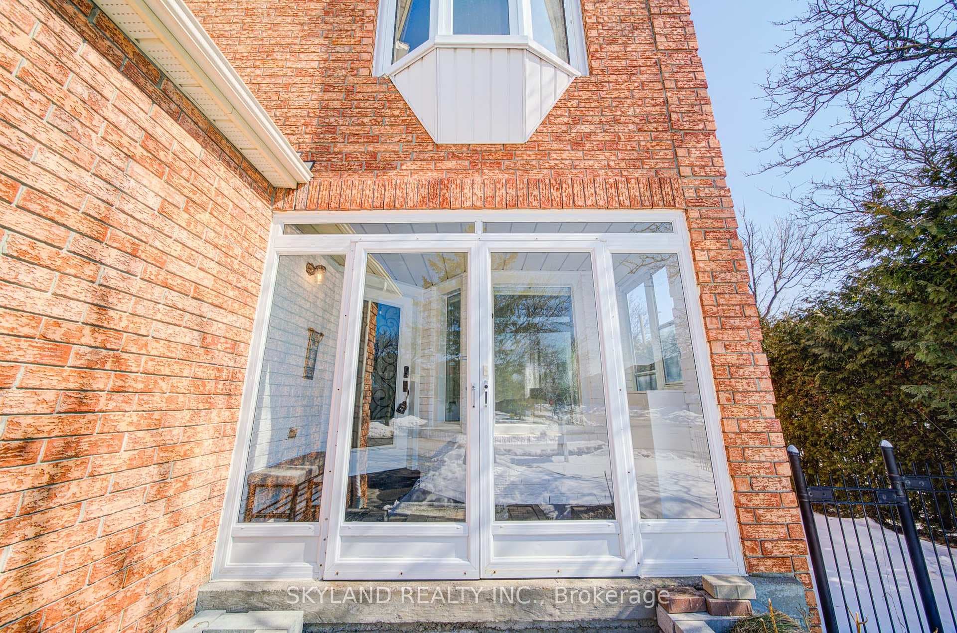 3 Thomas Henry Road photo 3