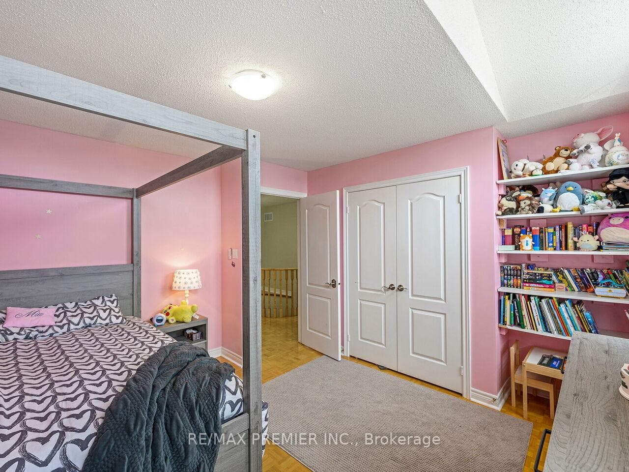 267 Caproni Drive photo 30