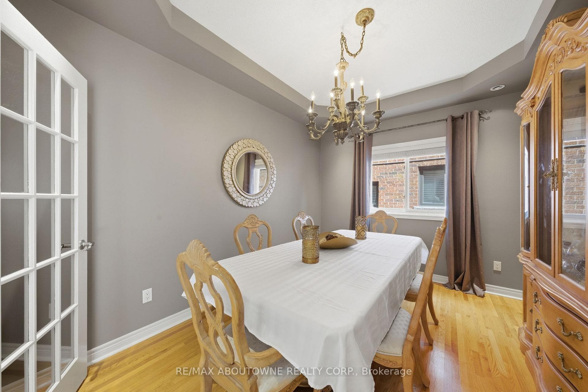 Formal Dinning Room