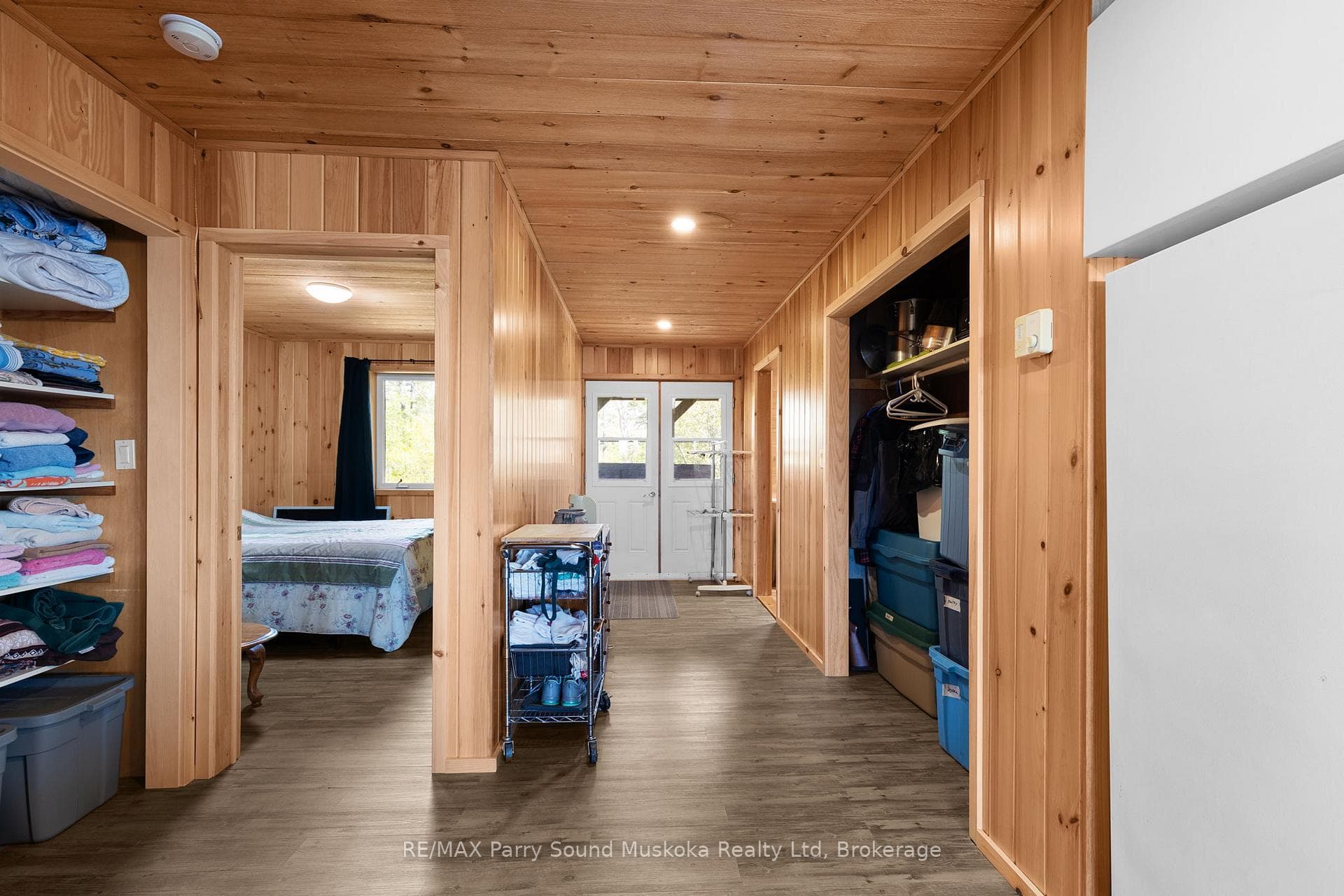 16 B55 Island N/A photo 29