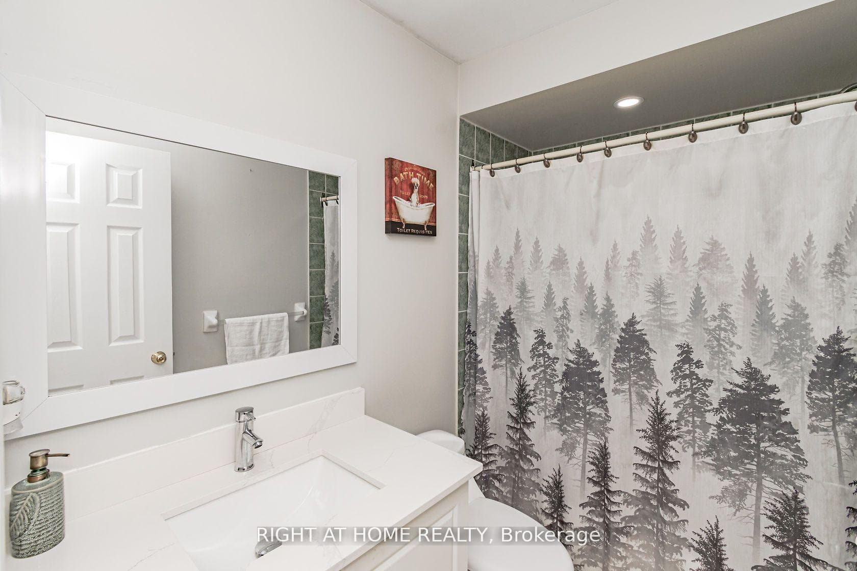 2084 White Dove Circle photo 22