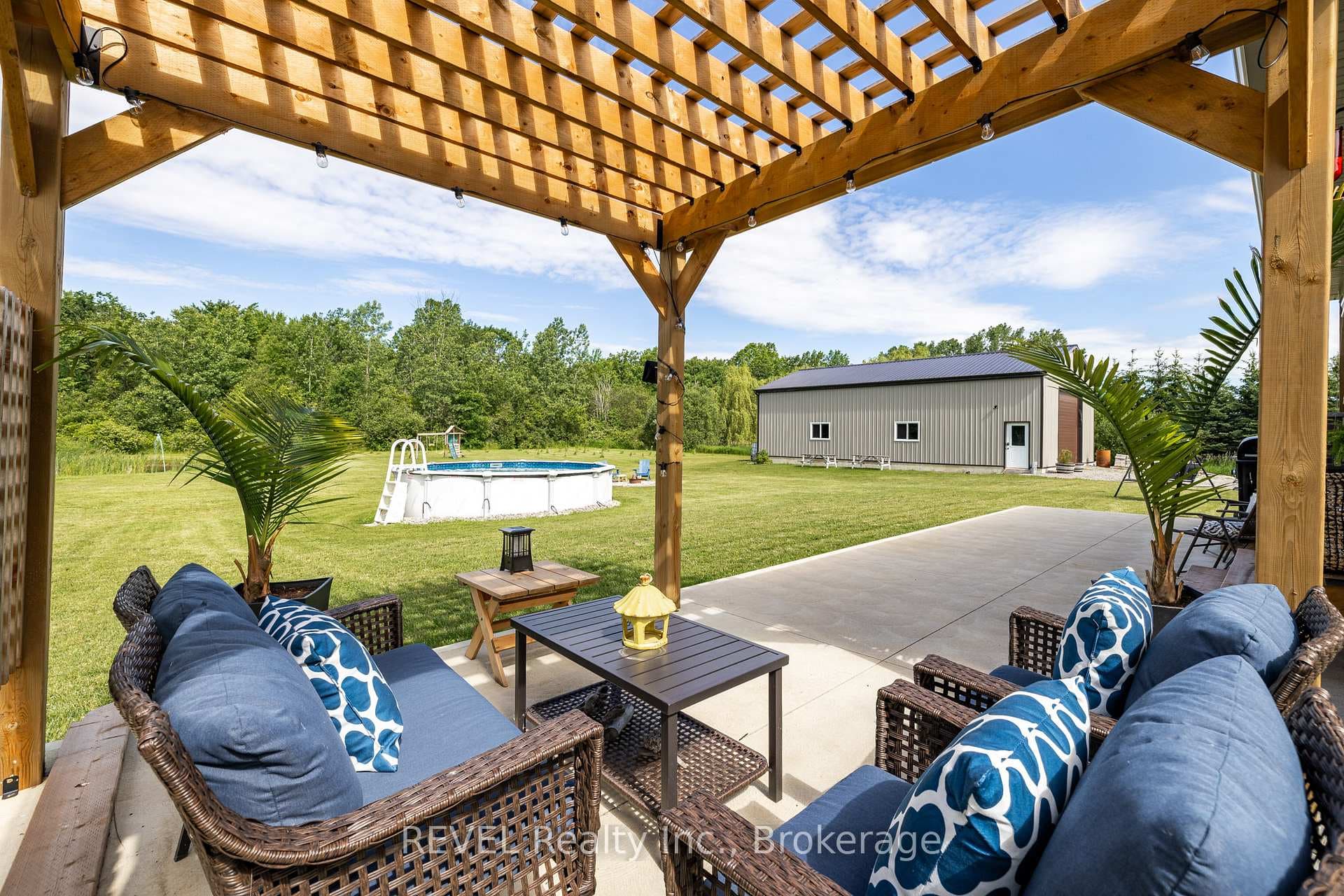 51086 Deeks Road photo 40