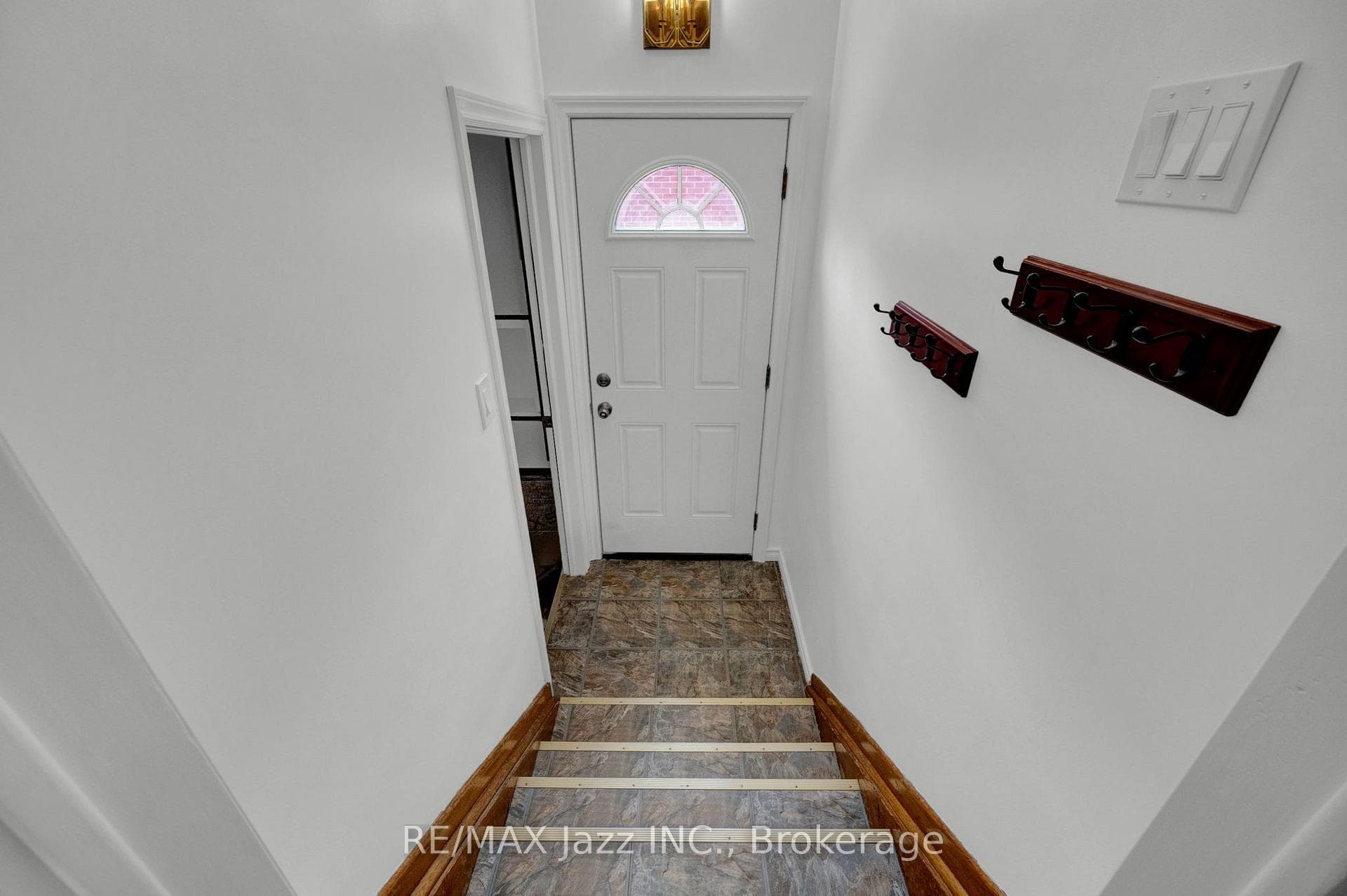 217 Annis Street photo 22