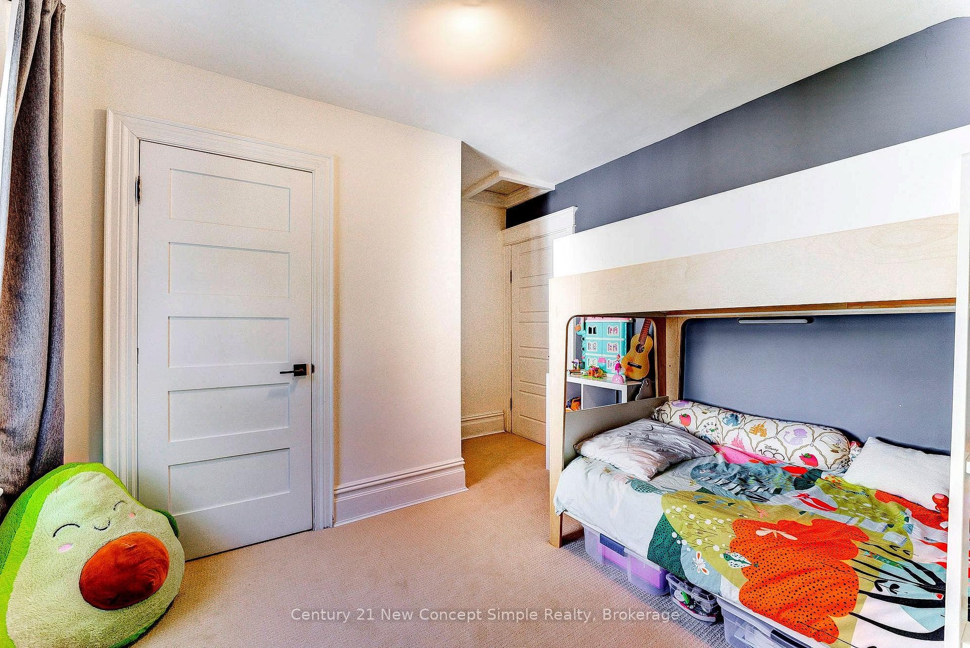 56 Machell Avenue photo 27