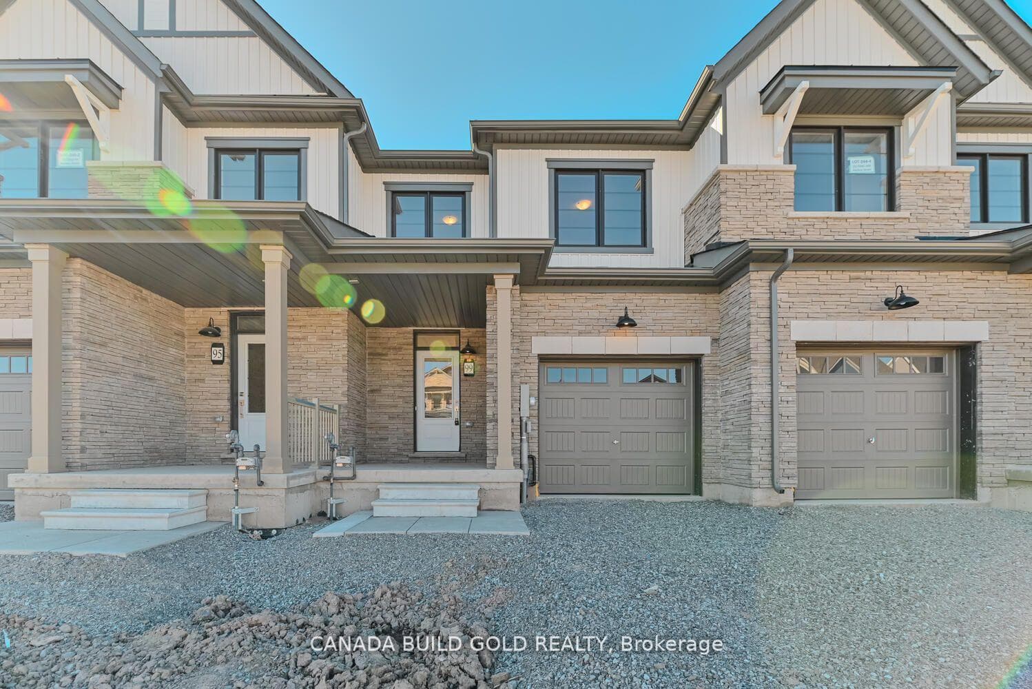 99 Keelson Street photo 3