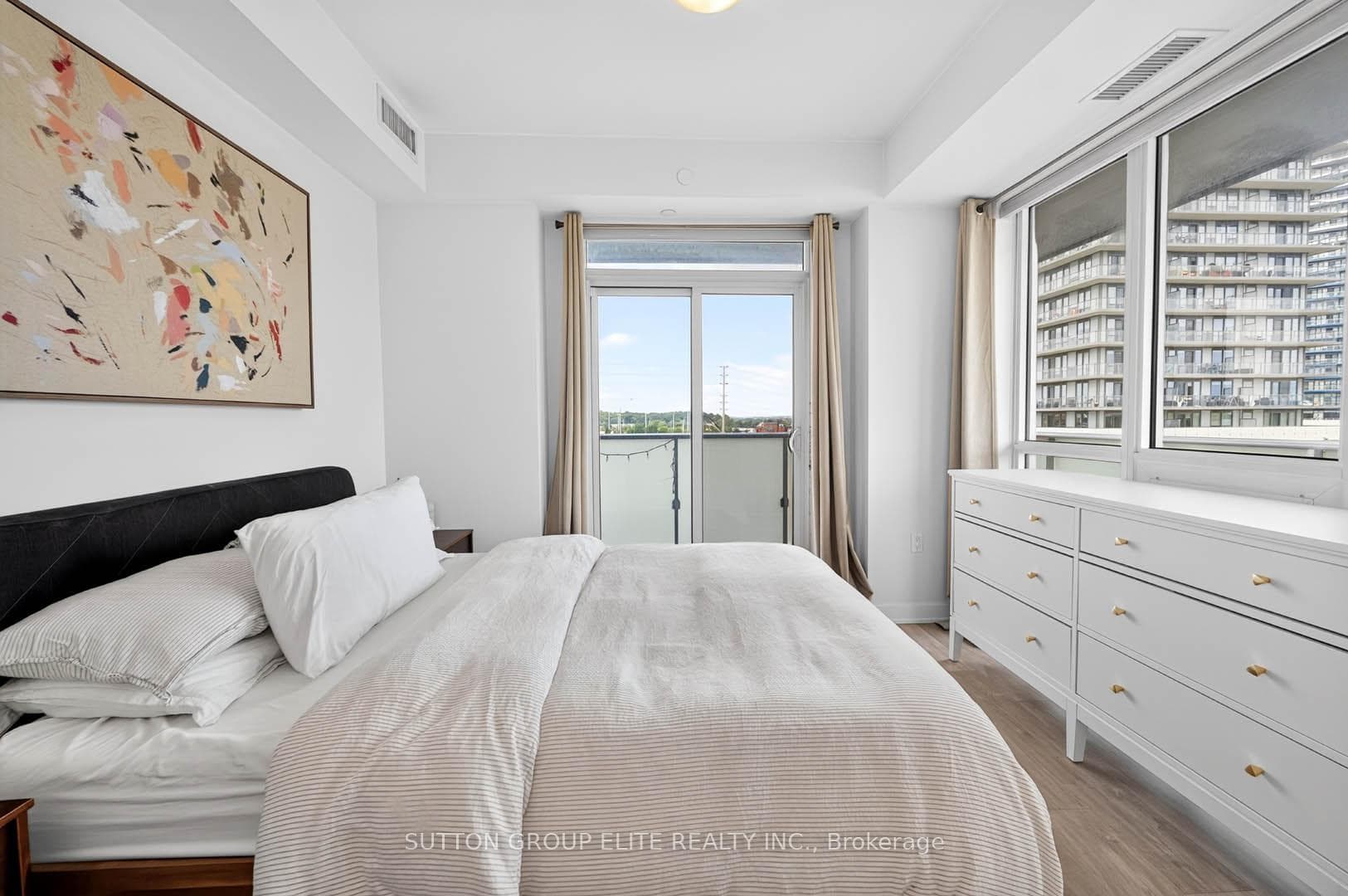 4699 Glen Erin Drive Unit 302 photo 15