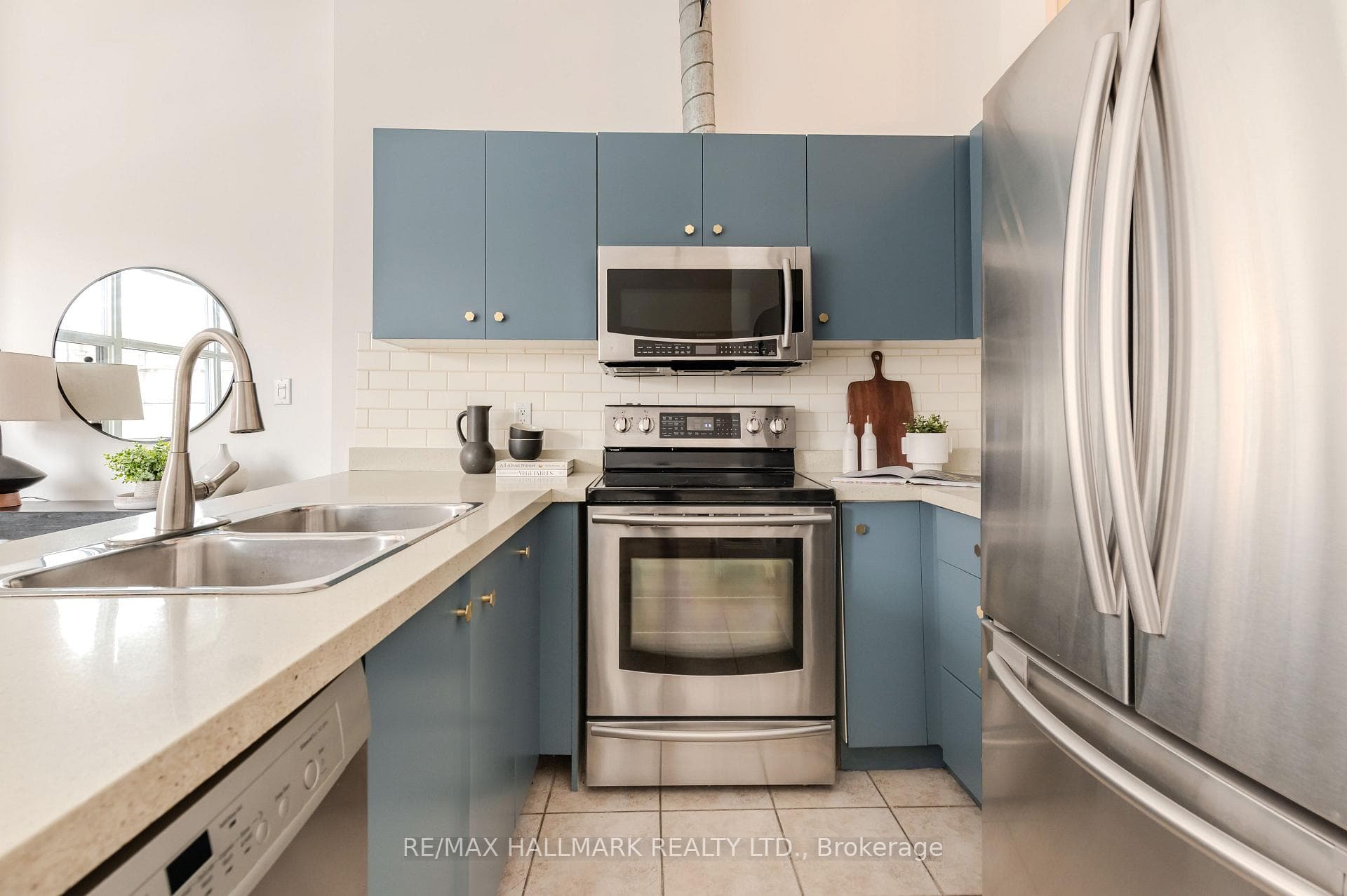 700 King Street Unit 202 photo 10