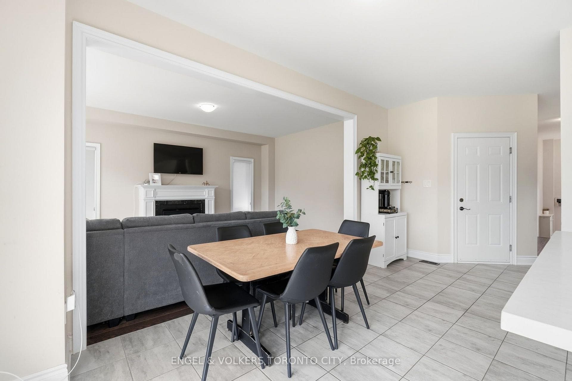 3 Arnold Crescent photo 14