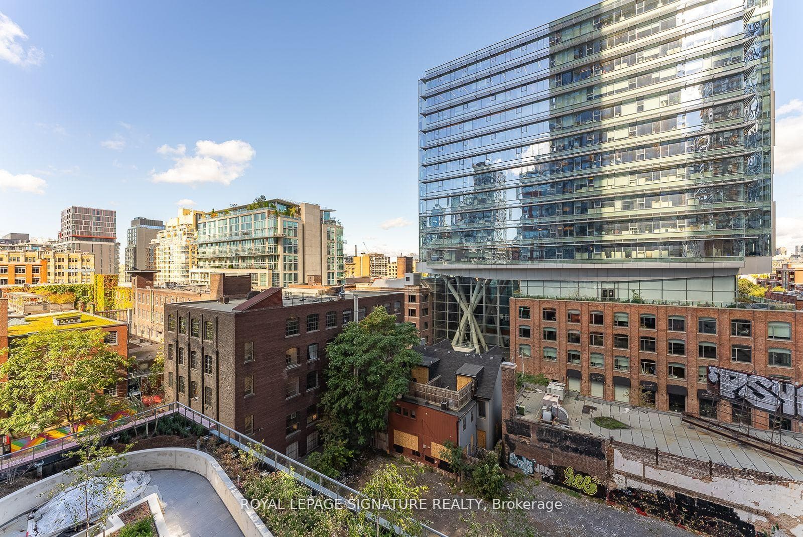 108 Peter Street Unit 2501 photo 19