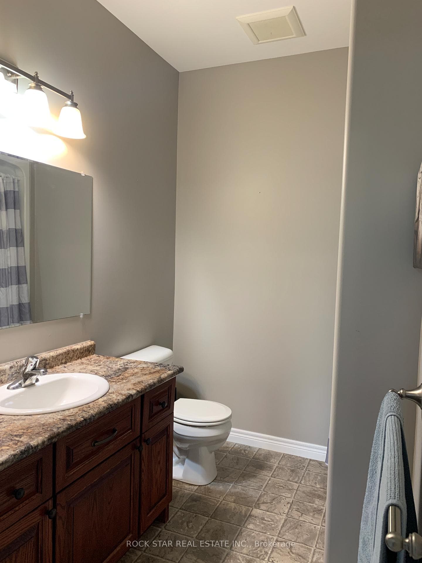 Primary Bedroom - 4Pc Ensuite