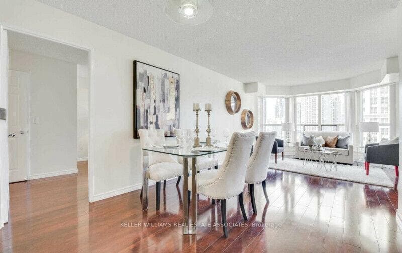 325 Webb Drive Unit 1605 photo 4