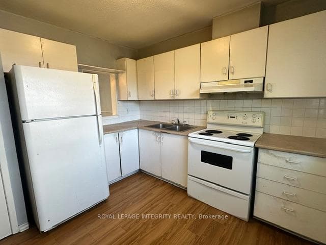 3564 Aladdin Lane Unit 25 photo 8