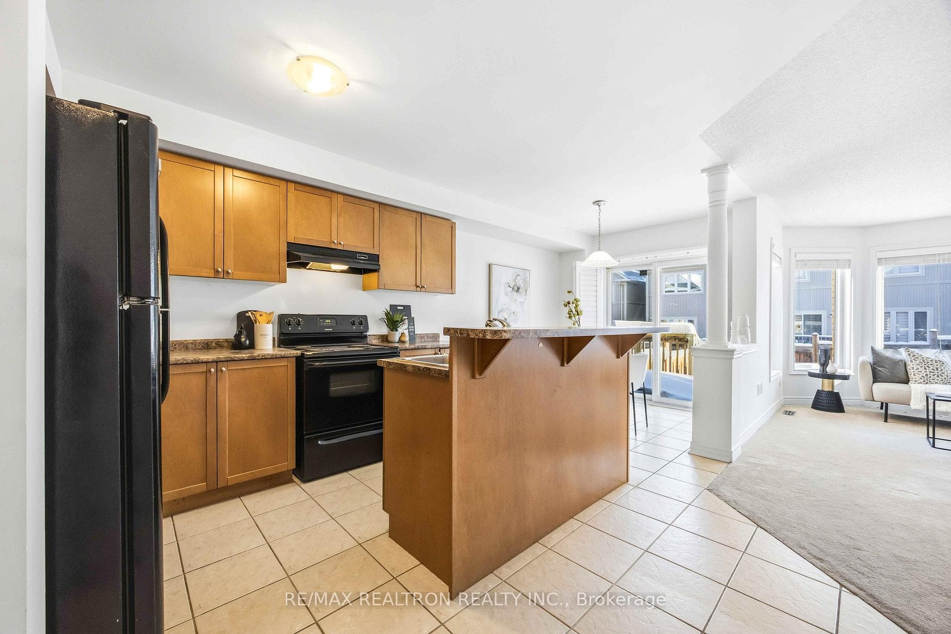 29 Winisk Street photo 8