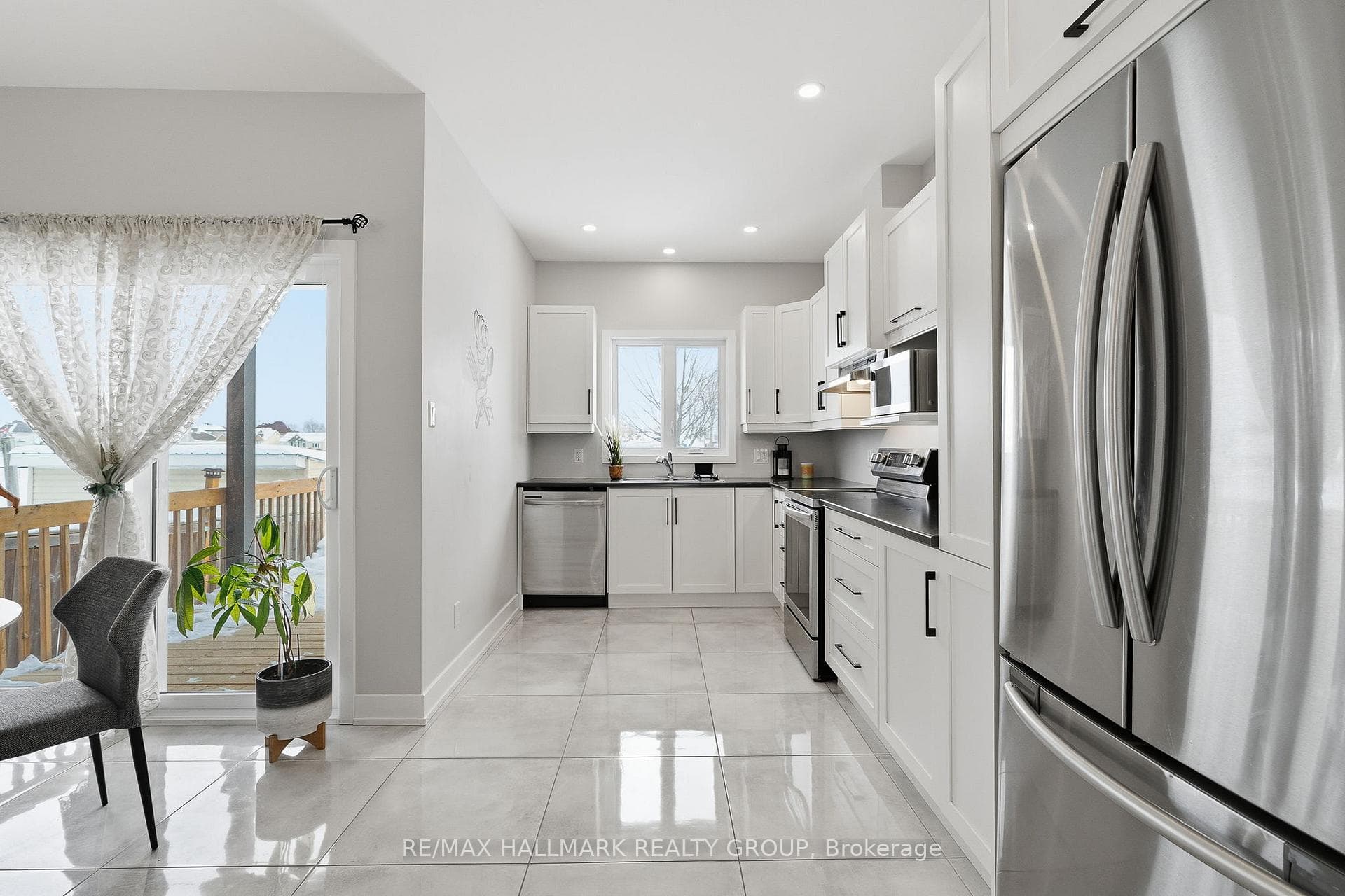 294 TRILLIUM Circle photo 11