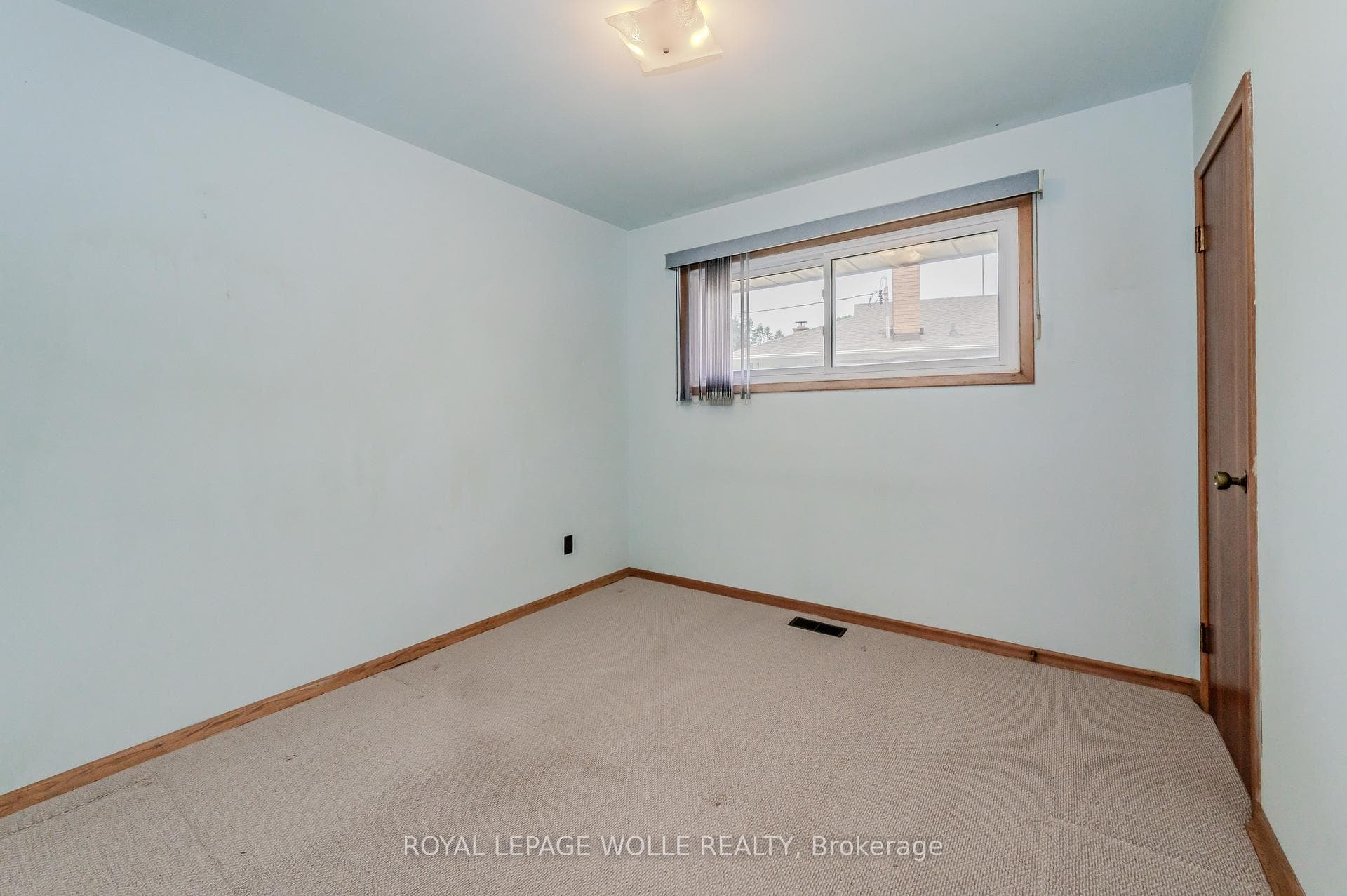 112 Boniface Avenue photo 17