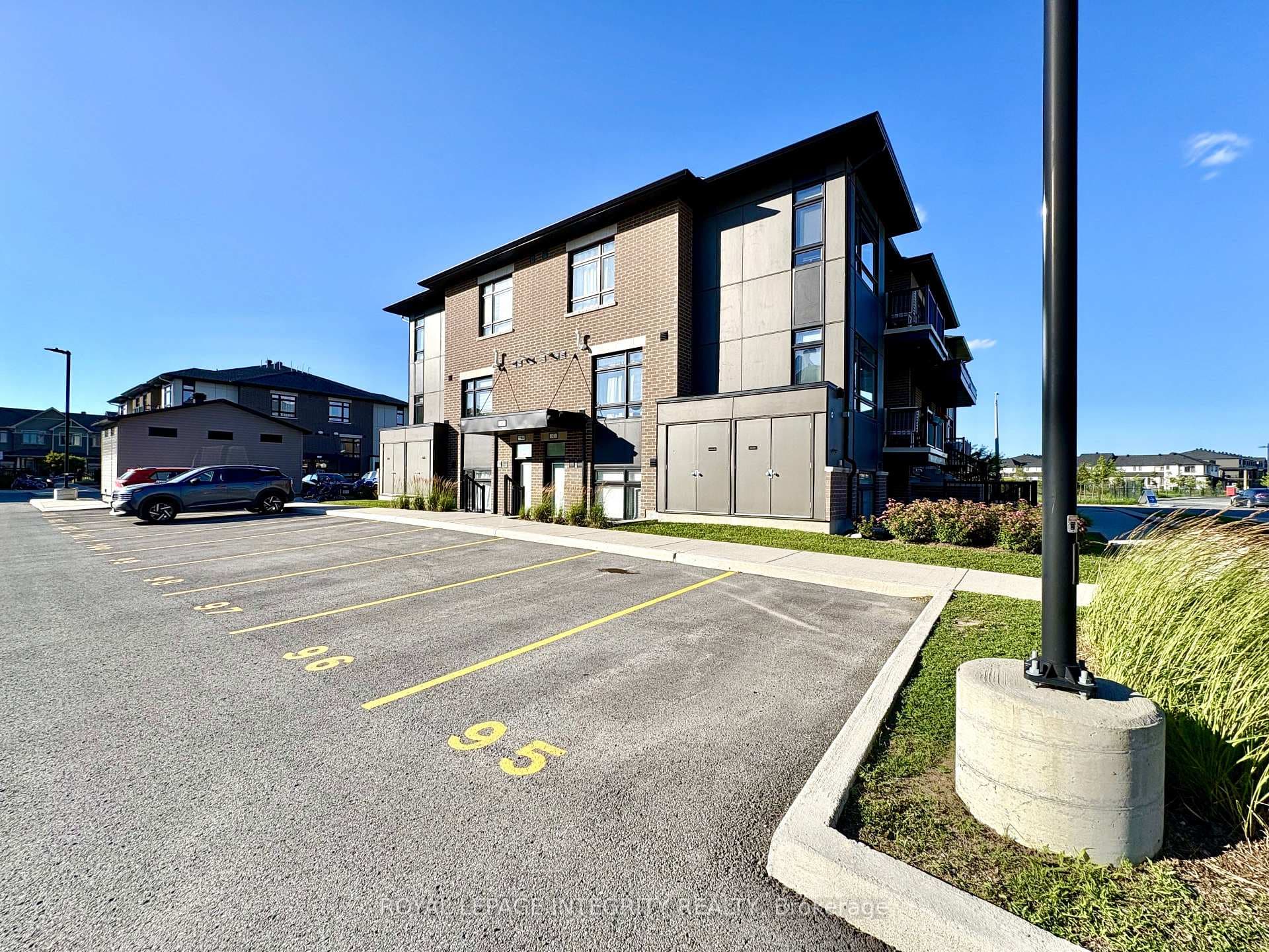 unit 95 , Corner Parking