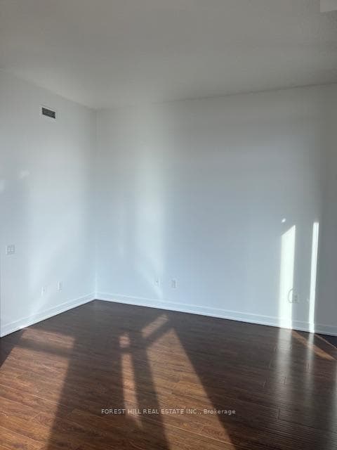 320 Tweedsmuir Avenue Unit 2806 photo 18