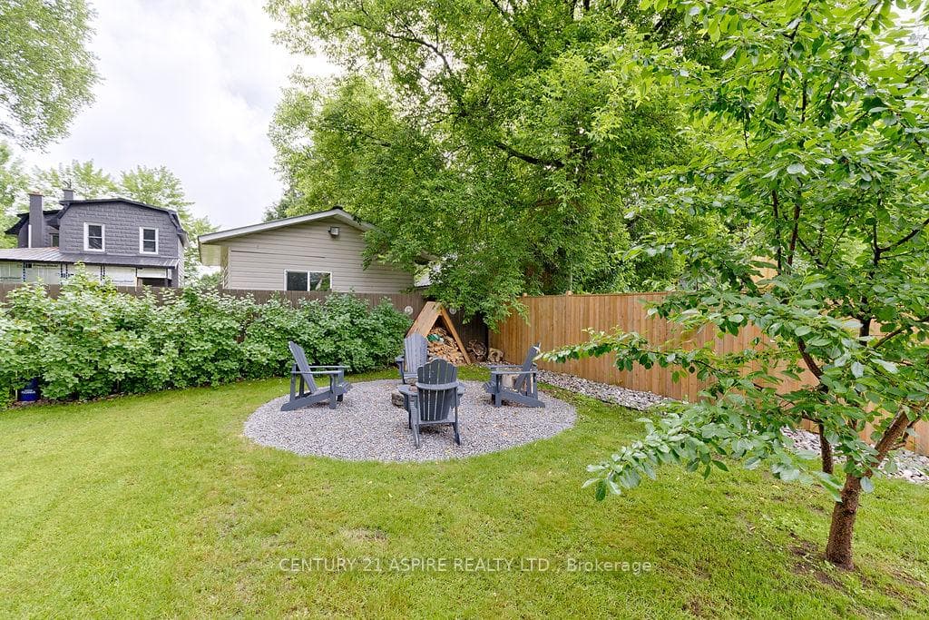 34 Selkirk Street photo 35