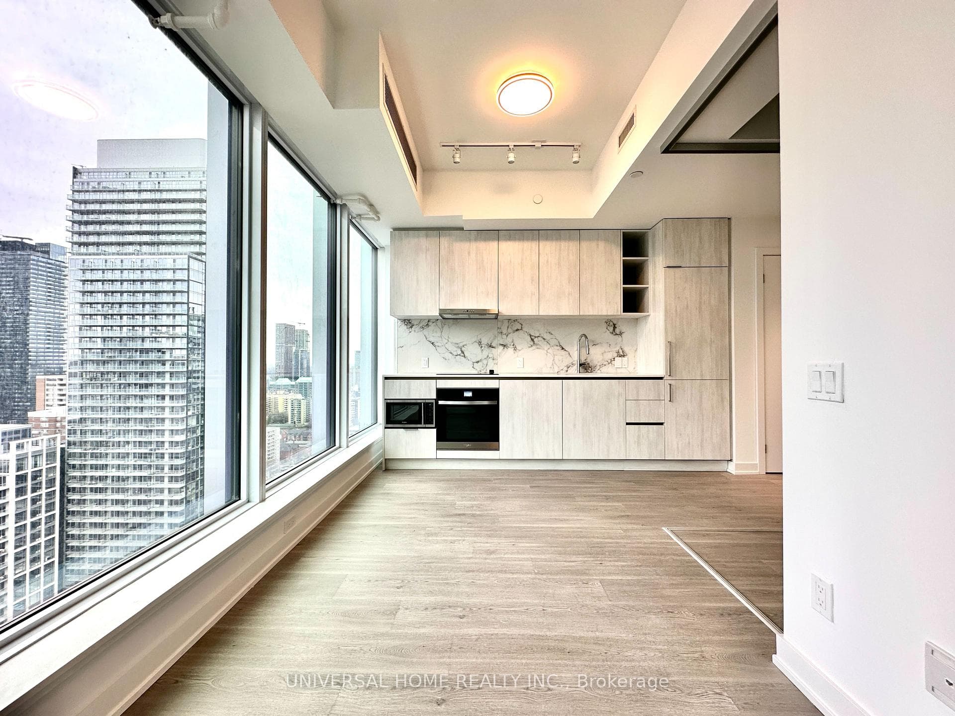 8 Wellesley Street Unit 3205 photo 13