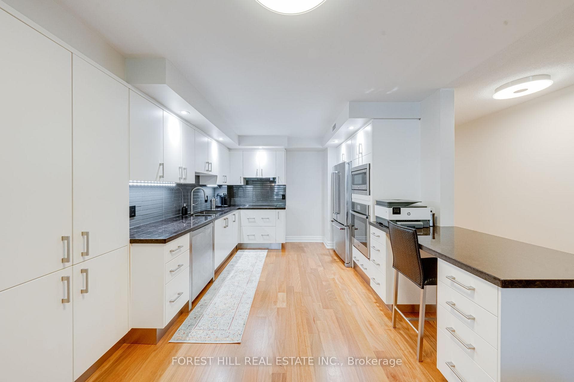 2727 Yonge Street Unit 416 photo 7