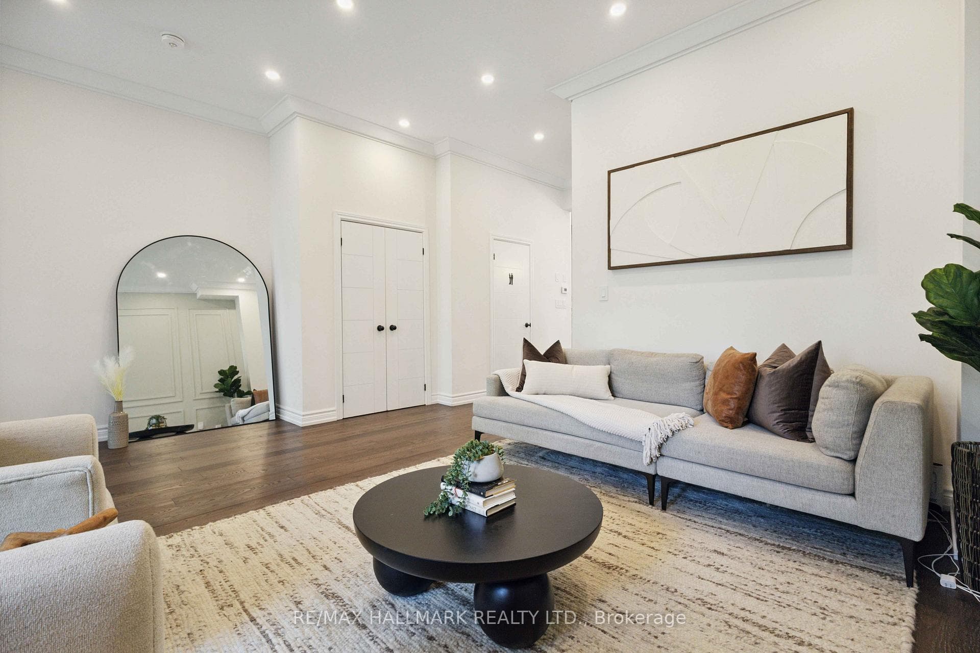 147 Mcintosh Street photo 5