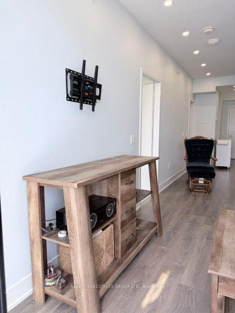 2916 Highway 7 Road Unit 1706 photo 8
