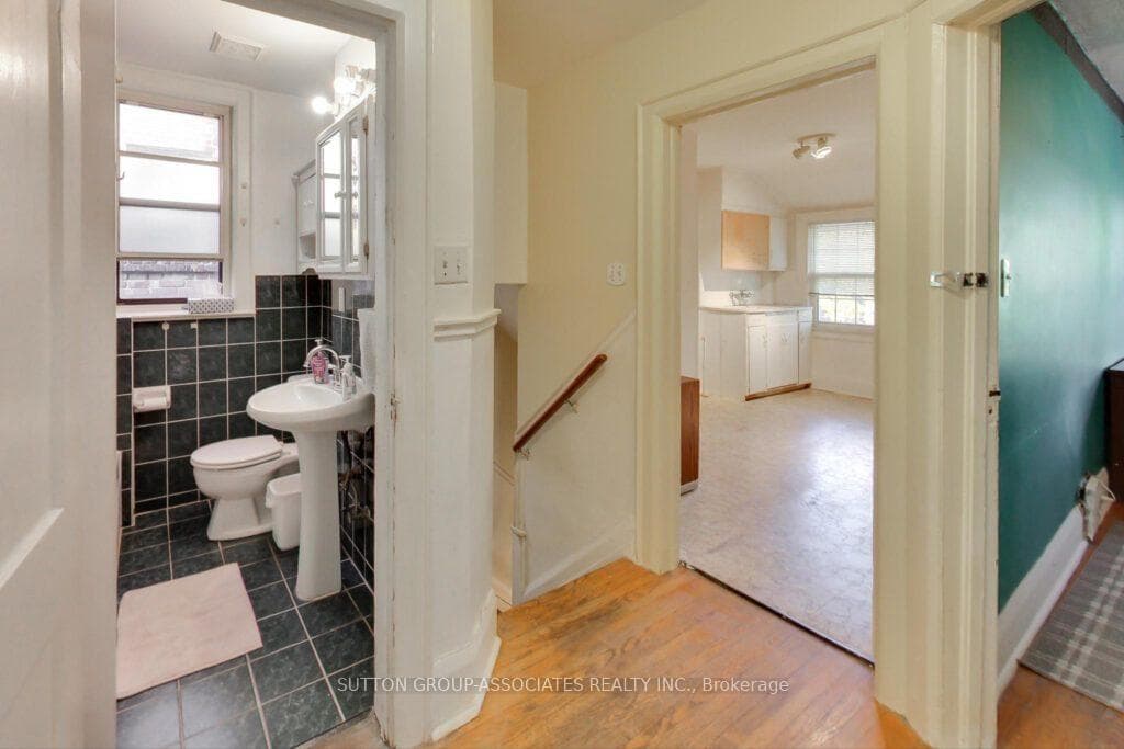 66 Appleton Avenue photo 16