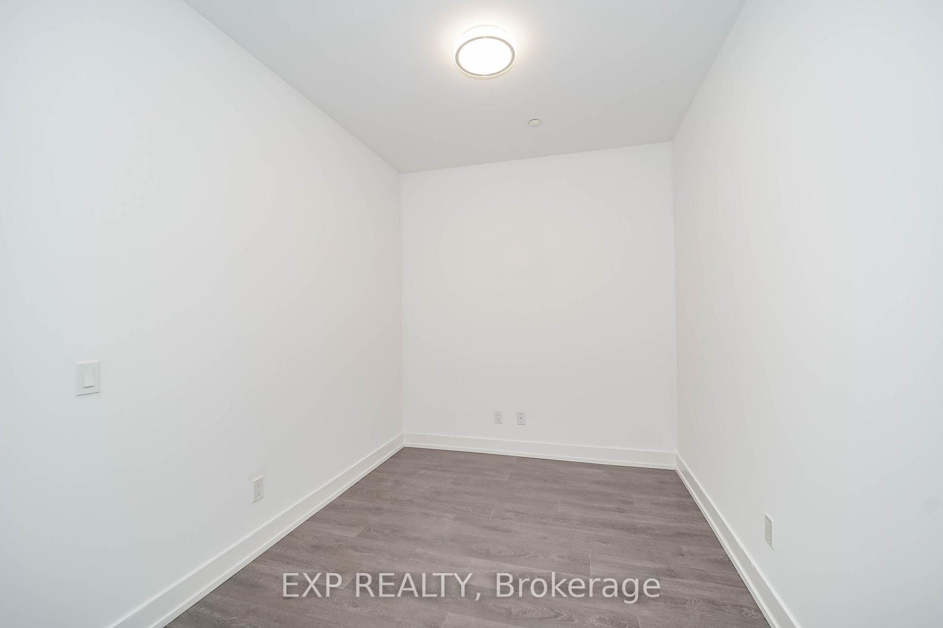 268 Buchanan Drive Unit 707W photo 6