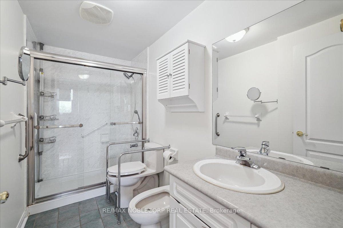 2506 RUTHERFORD Road Unit 114 photo 24