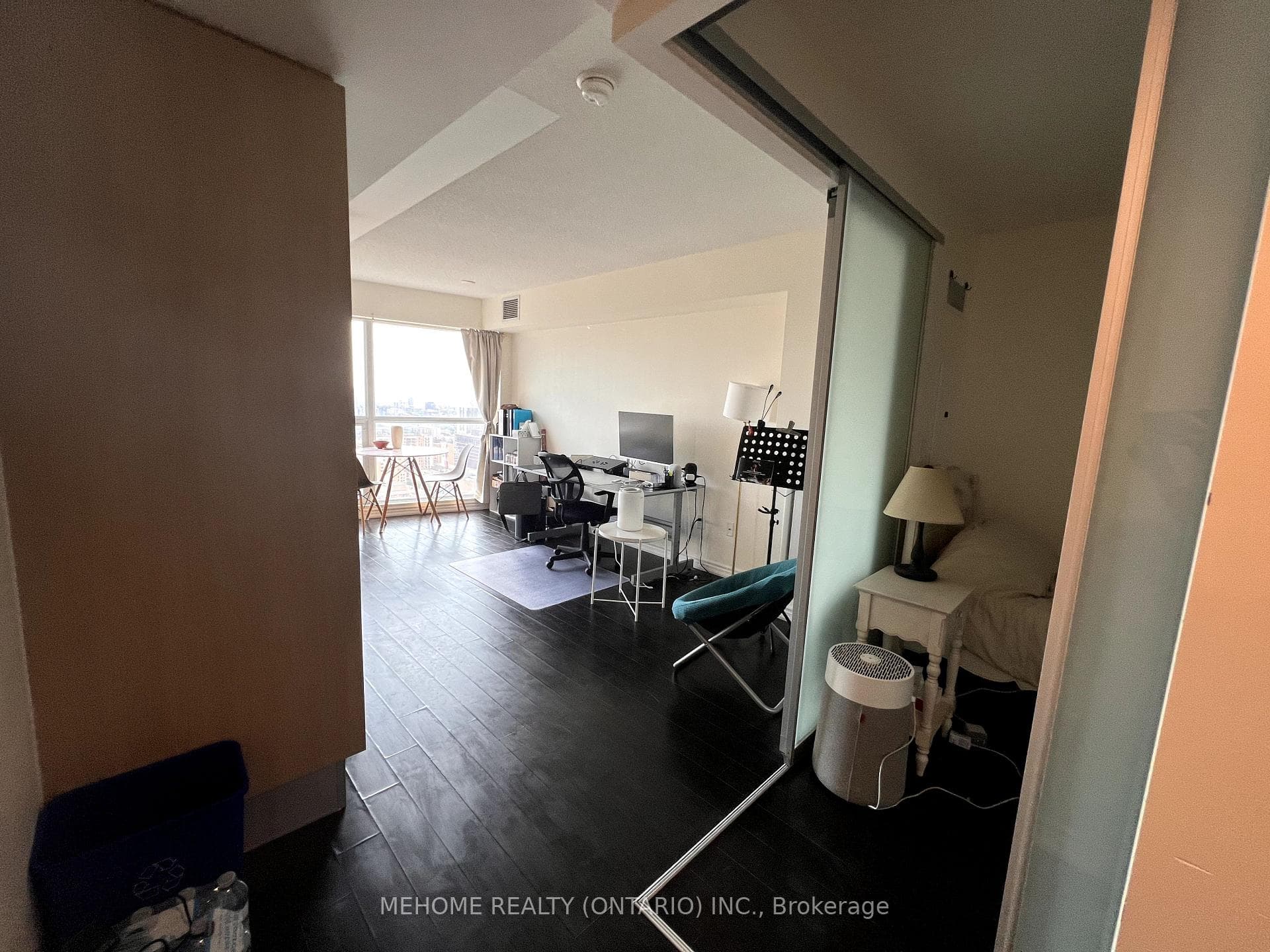 386 Yonge Street Unit 2506 photo 6