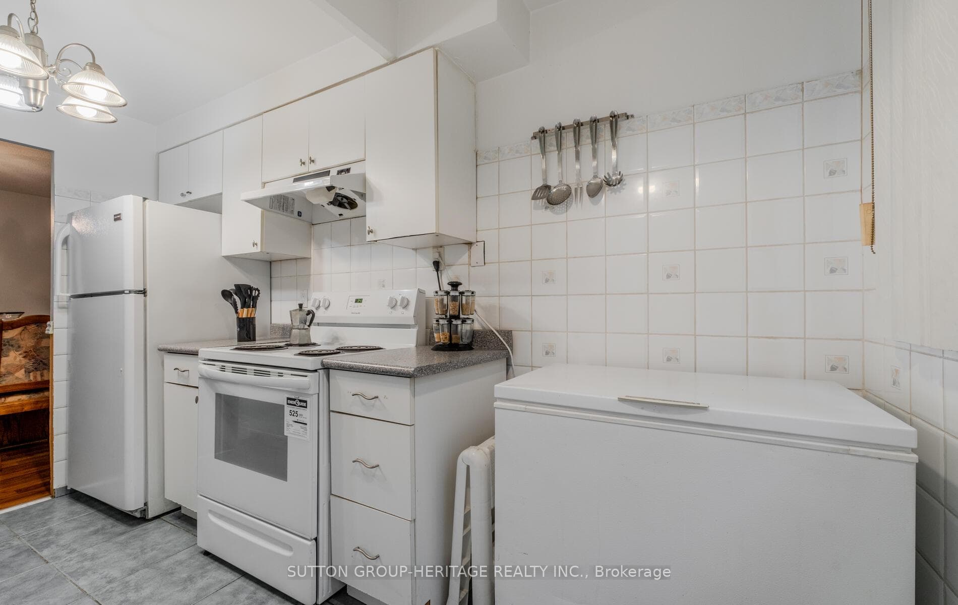upgraded counter tops and and faucets