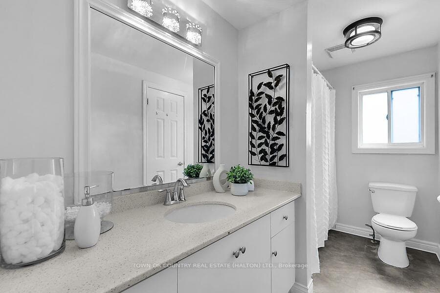 43 Law Drive photo 21