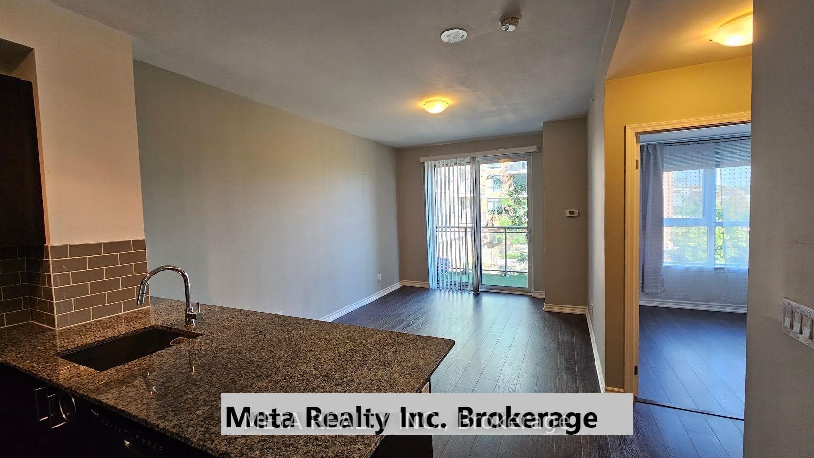 11611 Yonge Street Unit 208 photo 9