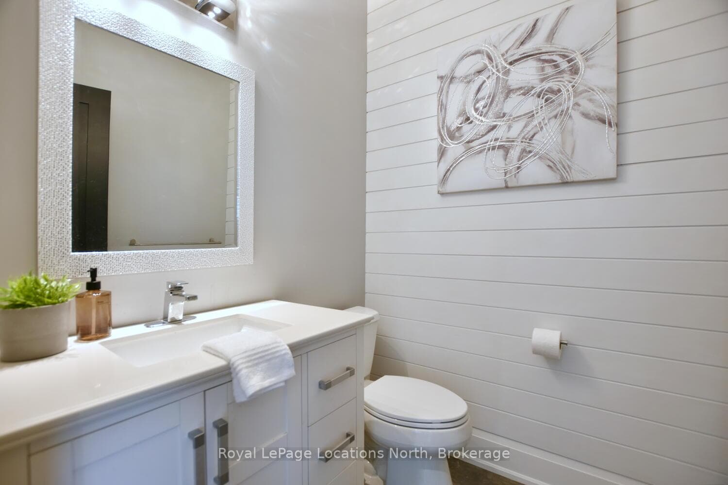 1092 County Road 124 Road photo 27