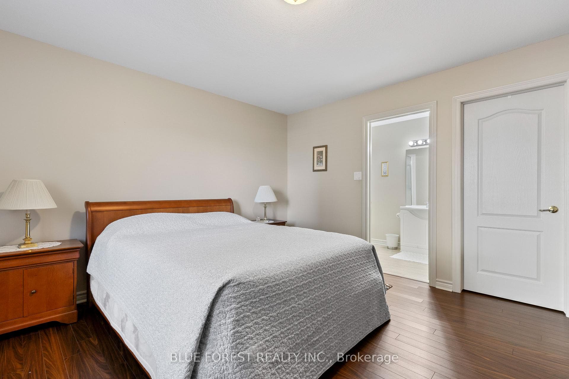 638 Wharncliffe Road Unit 2 photo 21