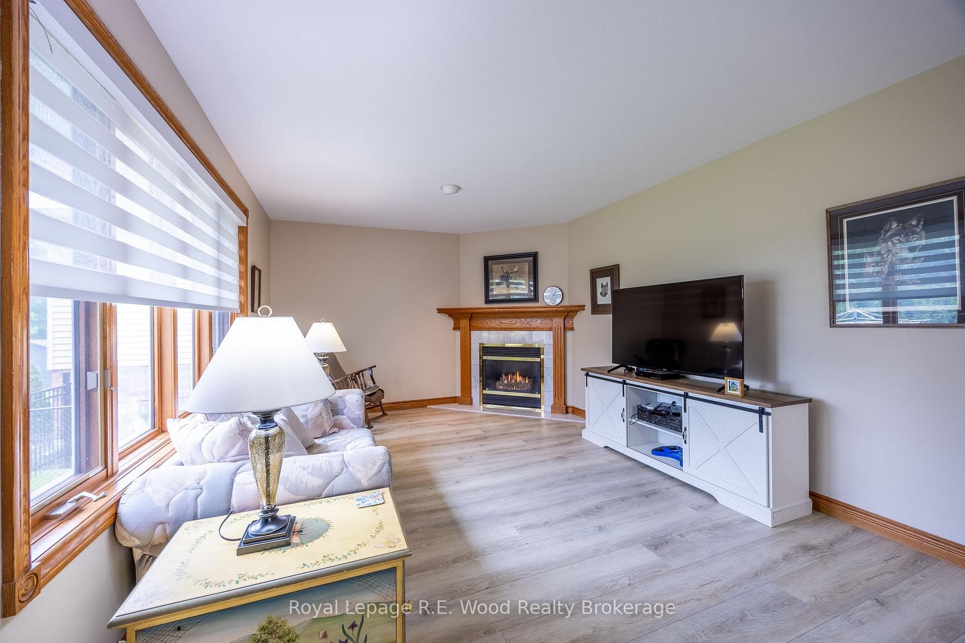 85 Parkwood Drive photo 23