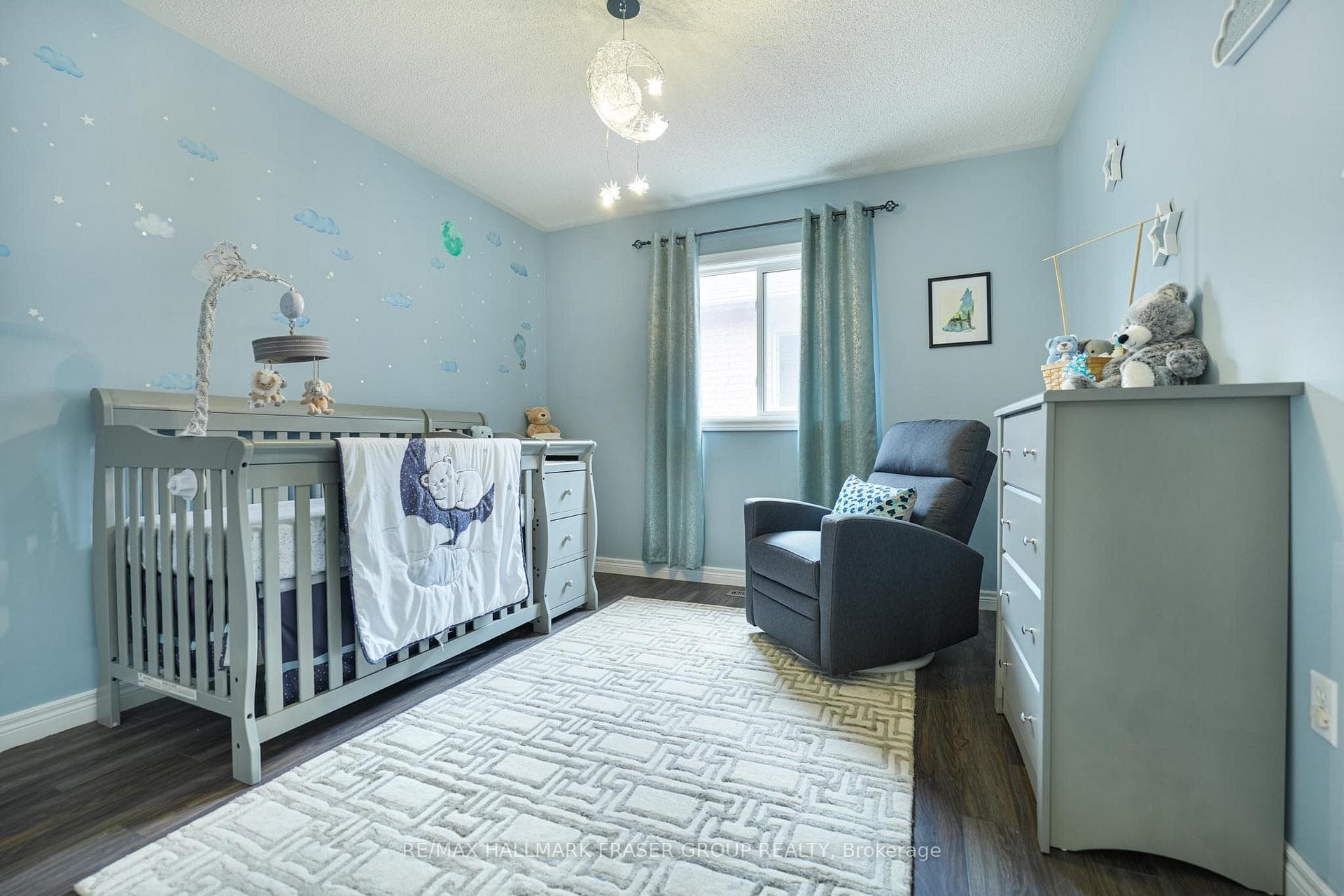 10 Mcneilage Court photo 25