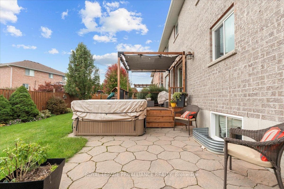 29 Kipling Drive photo 32