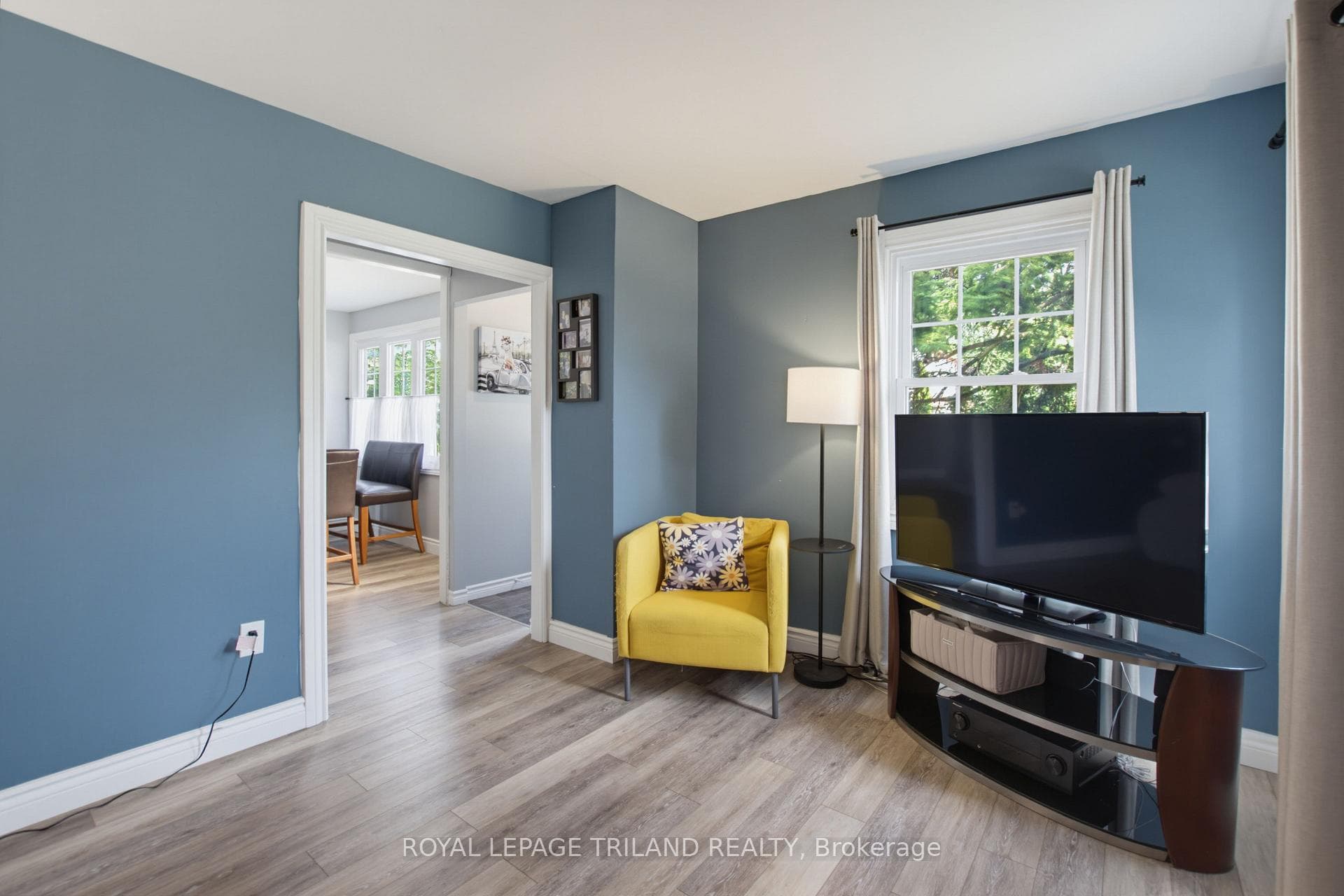 75 Connaught Avenue photo 7