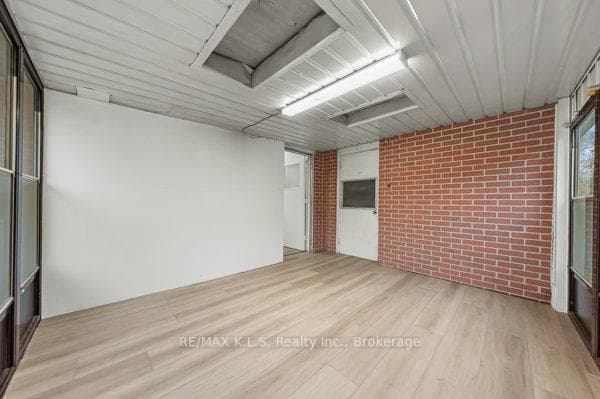 1206 Valentine Drive photo 18
