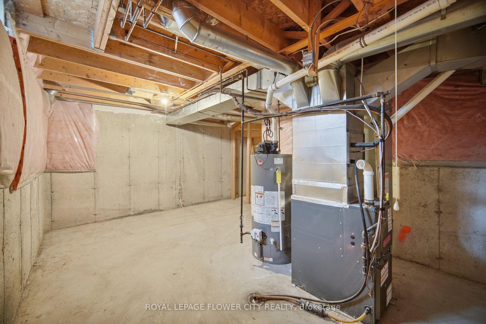 79 Bernard Avenue photo 39
